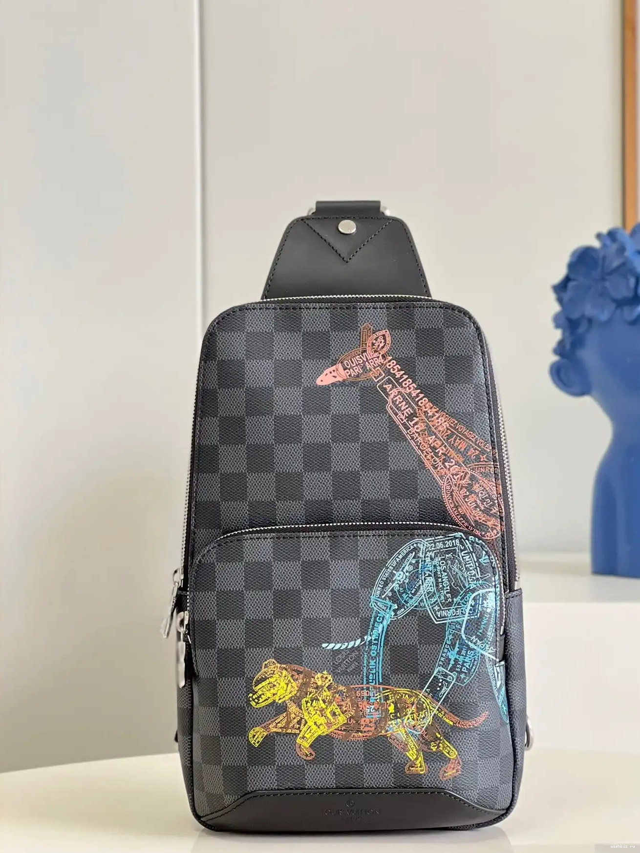 WIS SLINGBAG VUITTON LOUIS AVENUE 0702